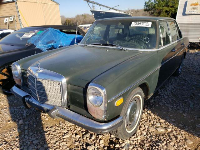 1972 MERCEDES-BENZ 200D
