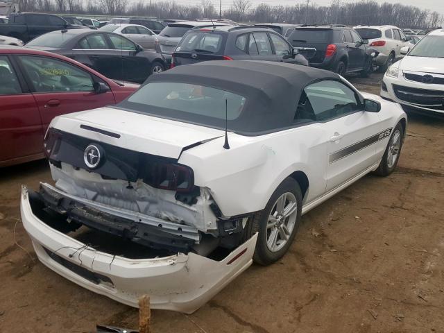 FORD MUSTANG 2013