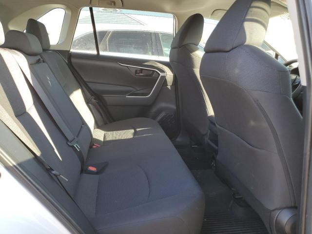 TOYOTA RAV4 LE 2020