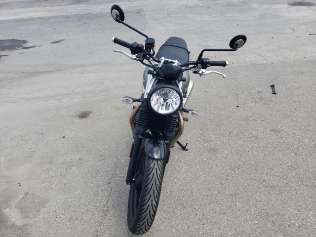 TRIUMPH SPEED TWIN 900 2023