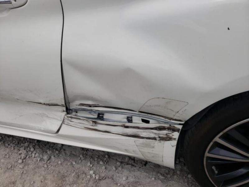 2017 INFINITI Q60 BASE