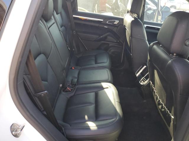 PORSCHE CAYENNE 2018