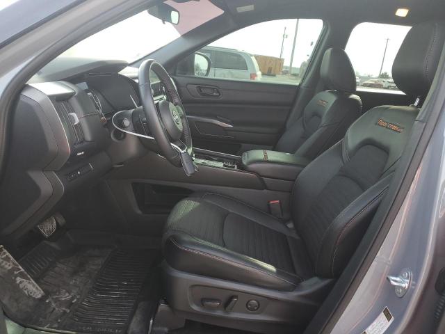 NISSAN PATHFINDER SV 2023