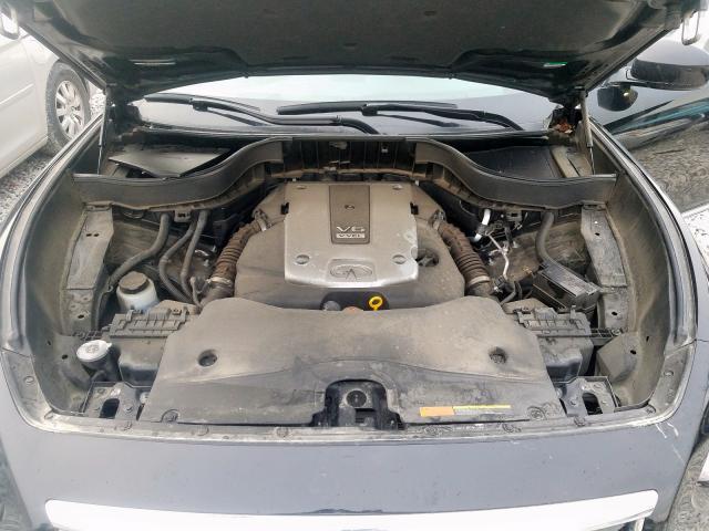 INFINITI QX70 2017