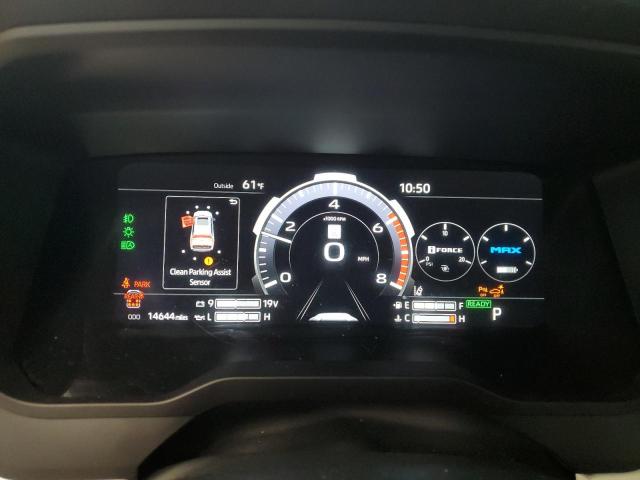 TOYOTA SEQUOIA SR5 2024