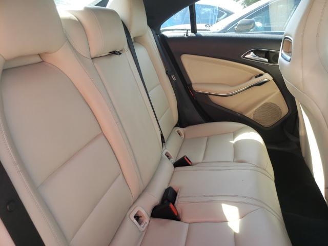 MERCEDES-BENZ CLA 250 2014