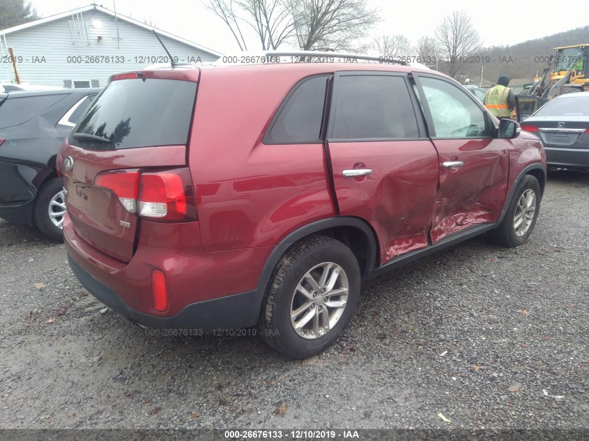 KIA SORENTO LX 2015