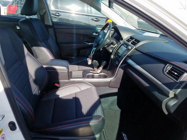 TOYOTA CAMRY LE 2015