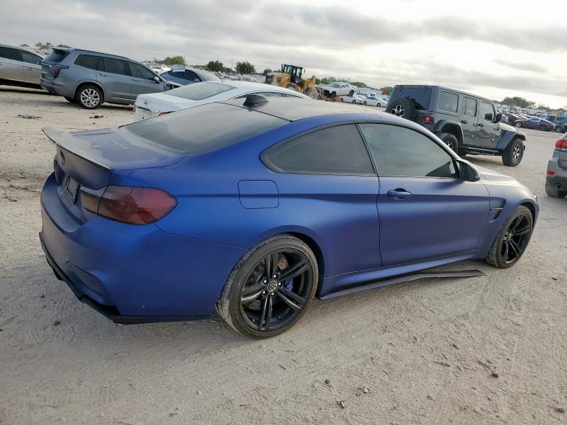 BMW M4 2015