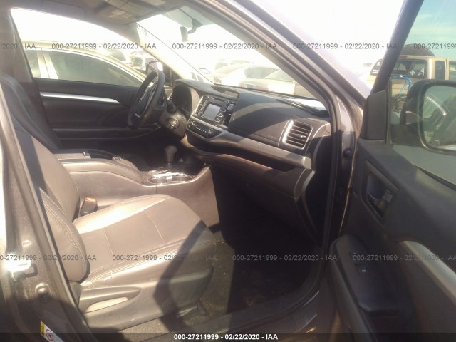 TOYOTA HIGHLANDER LE 2014