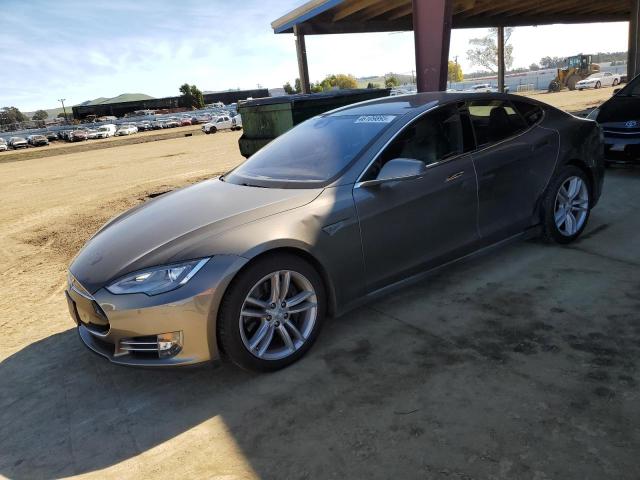 TESLA MODEL S 2016