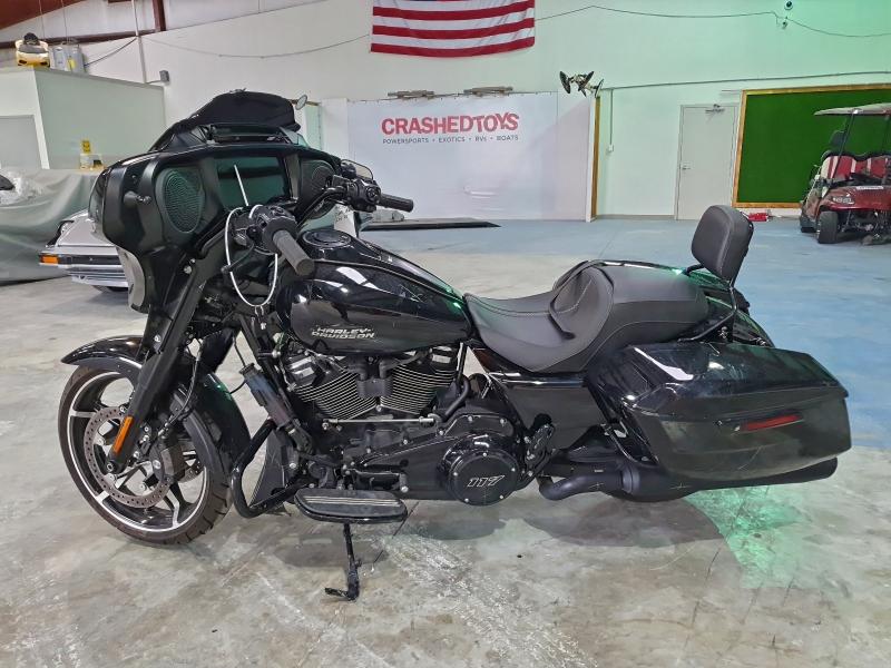 HARLEY-DAVIDSON FLHX 2025