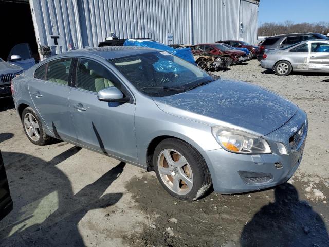VOLVO S60 T5 2013