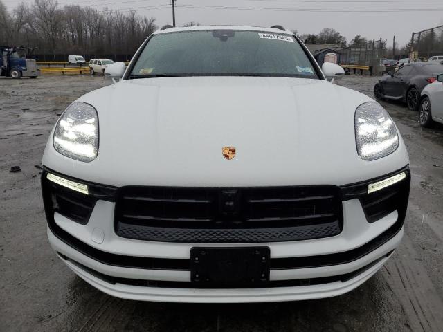 PORSCHE MACAN BASE 2024