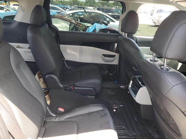 KIA CARNIVAL EX 2024