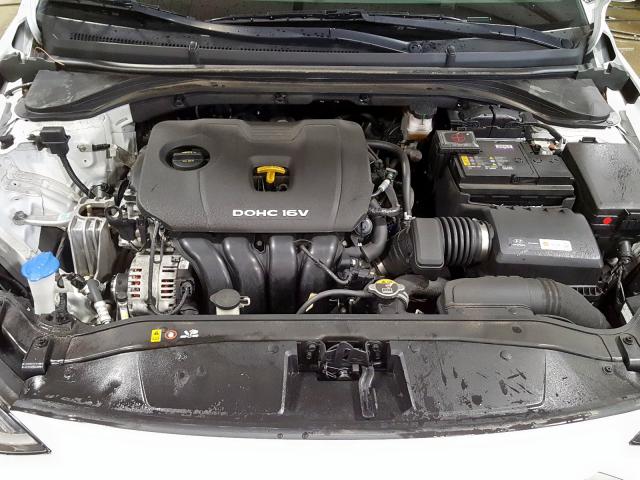 HYUNDAI ELANTRA SE 2017