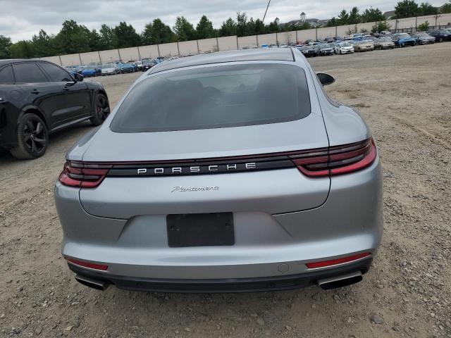 PORSCHE PANAMERA 4 2018