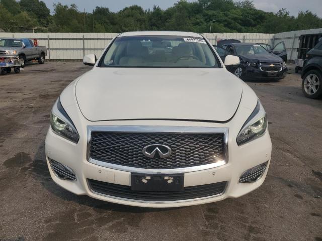 INFINITI Q70 3.7 2015