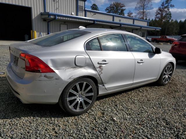 VOLVO S60 PLATINUM 2017