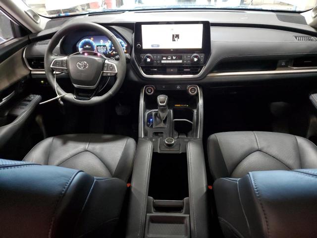TOYOTA GRAND HIGHLANDER 2024