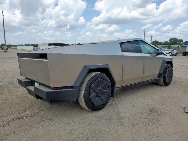 TESLA CYBERTRUCK 2024