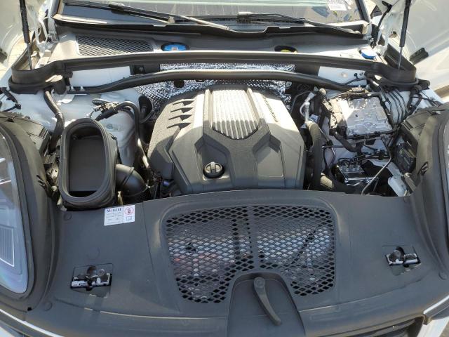 PORSCHE MACAN BASE 2024