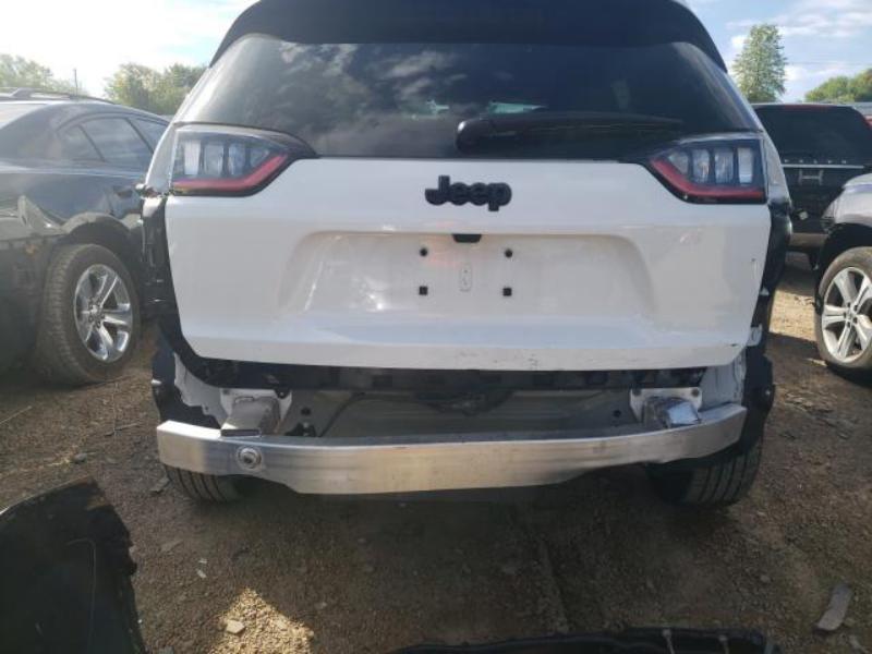 JEEP CHEROKEE LATITUDE PLUS 2020