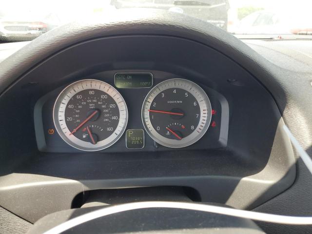 VOLVO C70 T5 2011