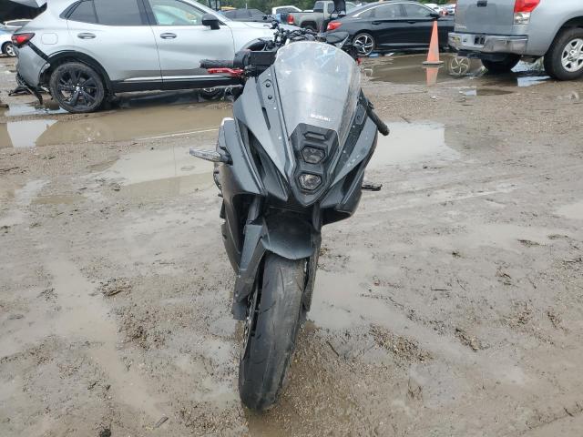 SUZUKI GSX800 F 2024