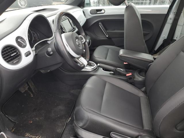 VOLKSWAGEN BEETLE SE 2018