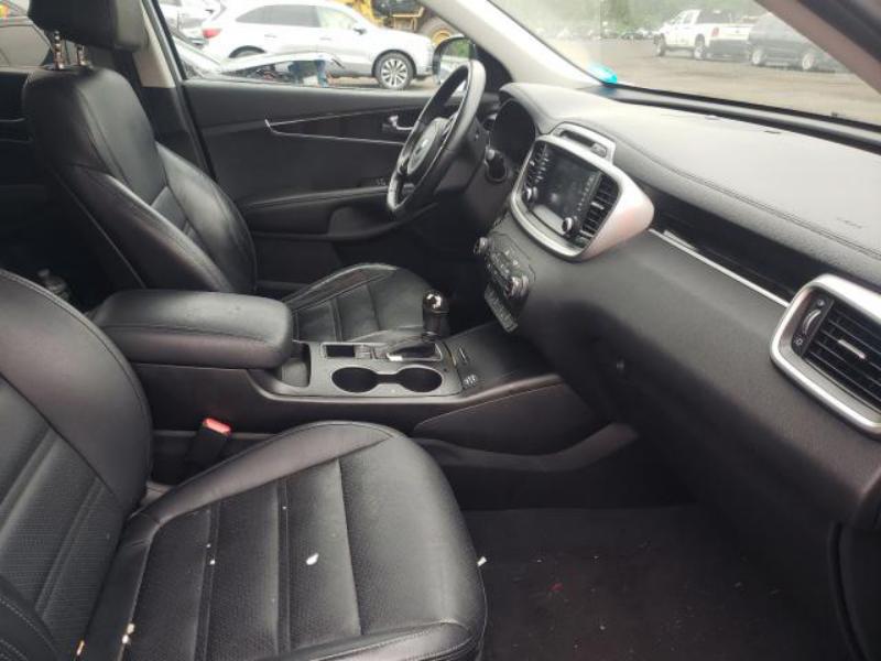 KIA SORENTO LX 2017