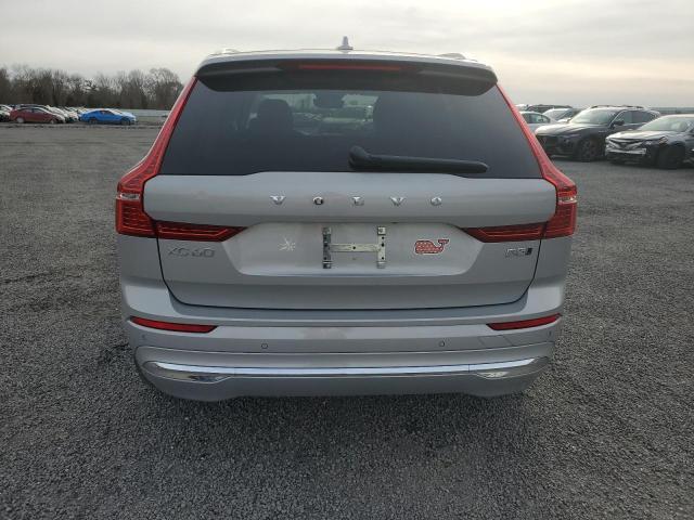 VOLVO XC60 PLUS 2023