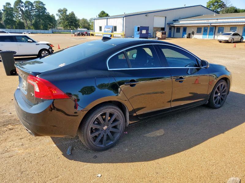 VOLVO S60 PLATINUM 2015