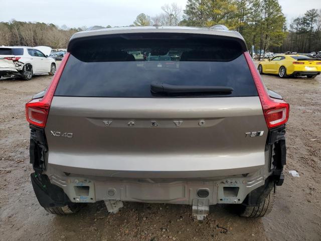 VOLVO XC40 T5 INSCRIPTION 2021