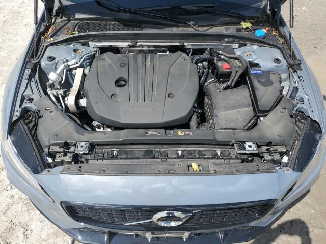 VOLVO S60 B5 MOMENTUM 2022