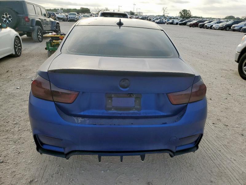 BMW M4 2015