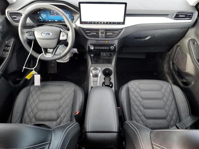 FORD ESCAPE PLATINUM 2023