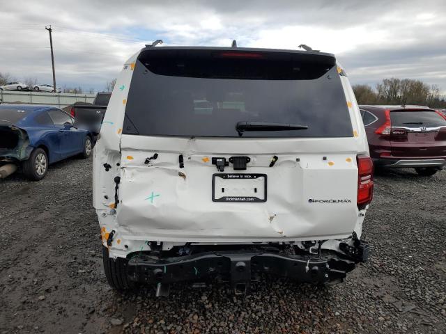 TOYOTA LAND CRUISER BASE 2024