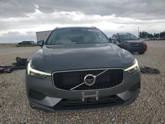 VOLVO XC60 T5 MOMENTUM 2021