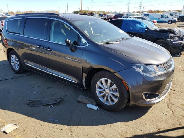 CHRYSLER PACIFICA TOURING L 2017
