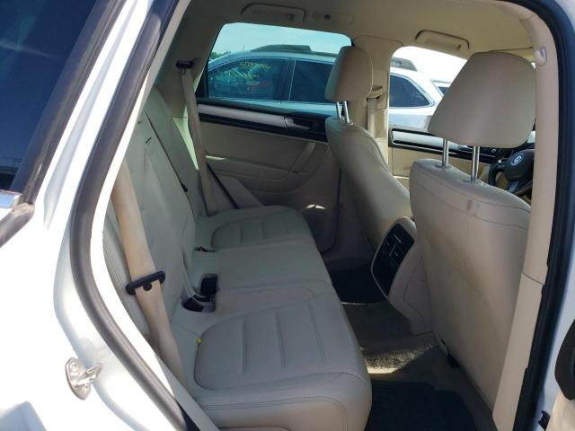 VOLKSWAGEN TOUAREG SPORT 2016