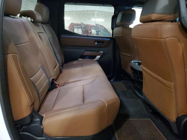 TOYOTA TUNDRA CREWMAX PLATINUM 2024