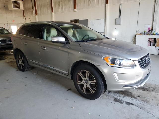 VOLVO XC60 T6 PLATINUM 2015