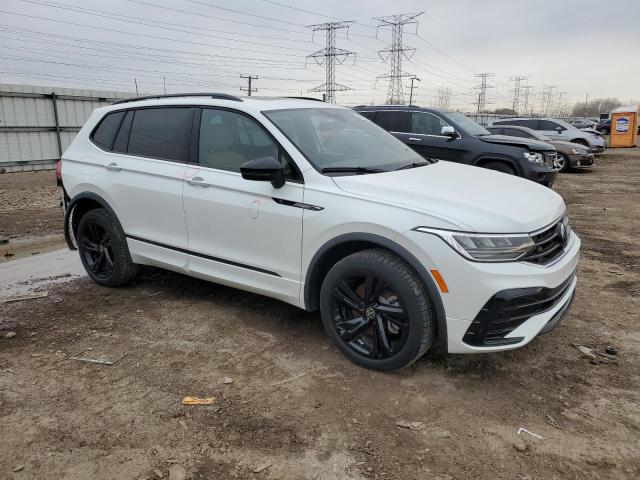 VOLKSWAGEN TIGUAN SE R-LINE BLACK 2024