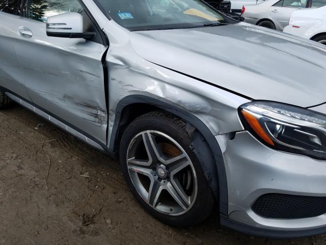 MERCEDES-BENZ GLA 250 4MATIC 2015