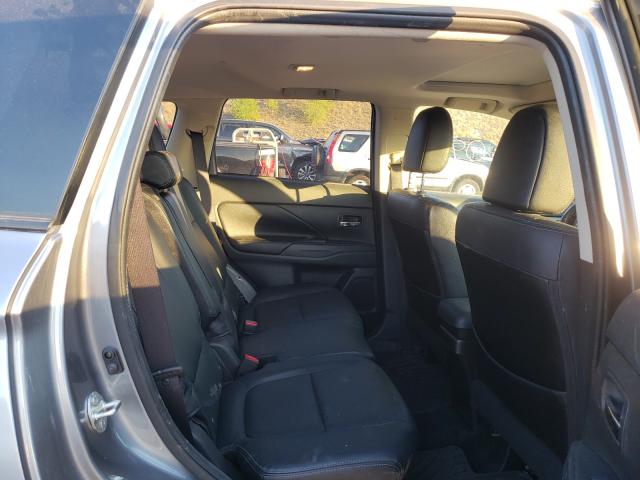 MITSUBISHI OUTLANDER SE 2016