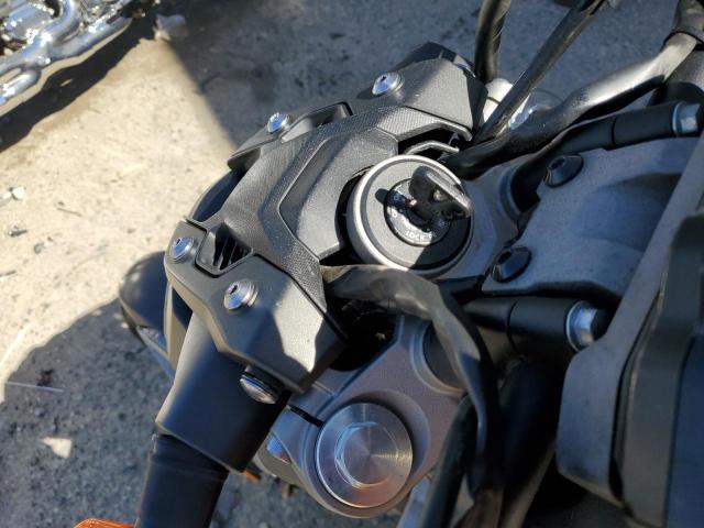 YAMAHA FZ07 2016