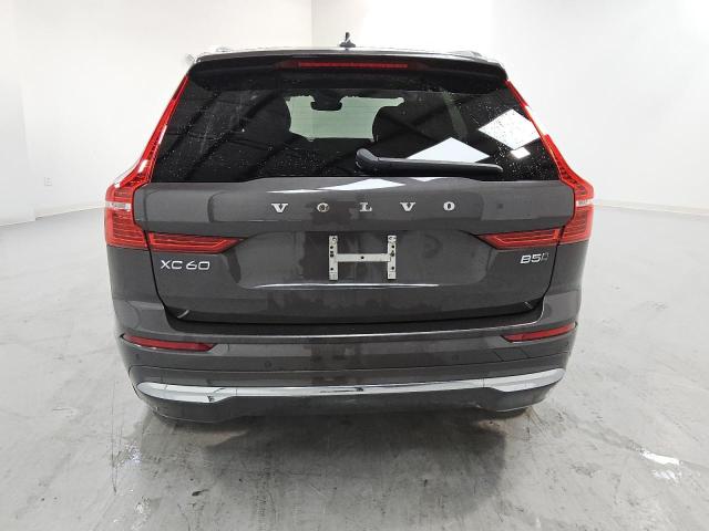 VOLVO XC60 PLUS 2022