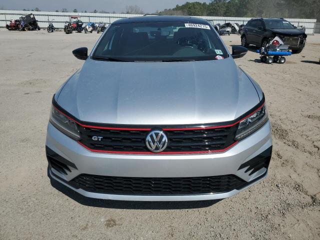 VOLKSWAGEN PASSAT GT 2018