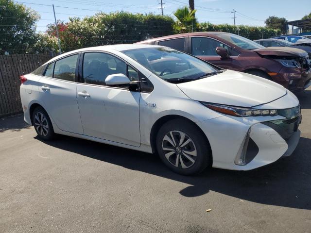TOYOTA PRIUS PRIME 2017